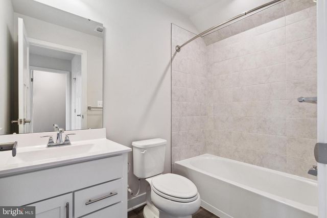 14040 SUNRISE VALLEY DR, Herndon, VA 20171