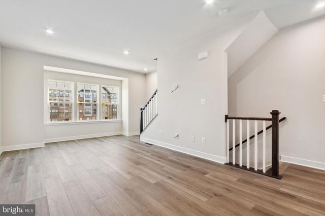 14040 SUNRISE VALLEY DR, Herndon, VA 20171