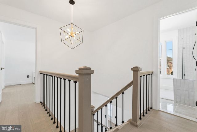 12011 MEADOWVILLE CT, Herndon, VA 20170