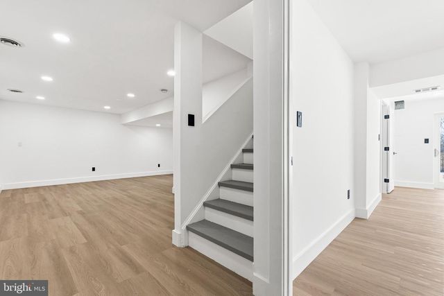 12011 MEADOWVILLE CT, Herndon, VA 20170