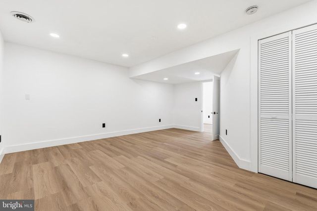 12011 MEADOWVILLE CT, Herndon, VA 20170