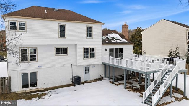 12011 MEADOWVILLE CT, Herndon, VA 20170