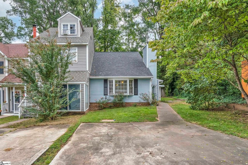 60 Hidden Springs Road, Spartanburg, SC 29302