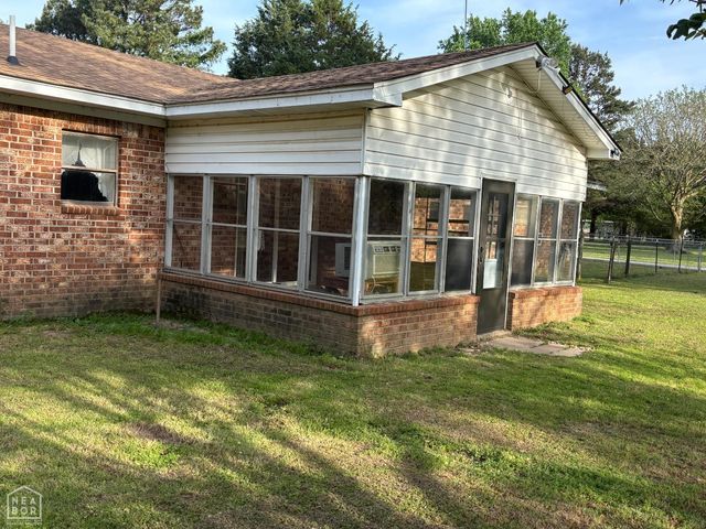 17133 Liles Lane, Trumann, AR 72472