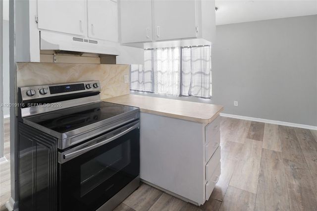 1856 NW 6th Ave, Pompano Beach, FL 33060