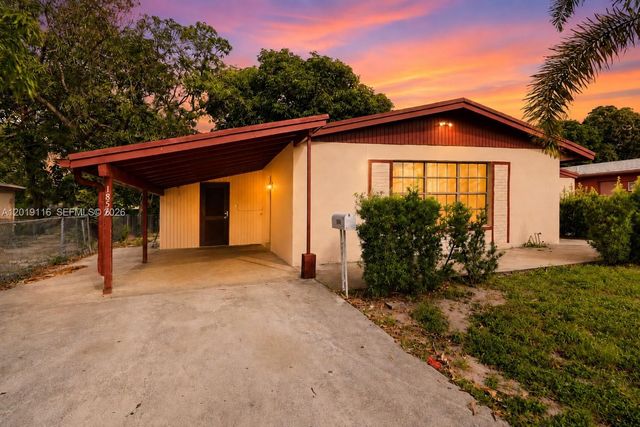 1856 NW 6th Ave, Pompano Beach, FL 33060
