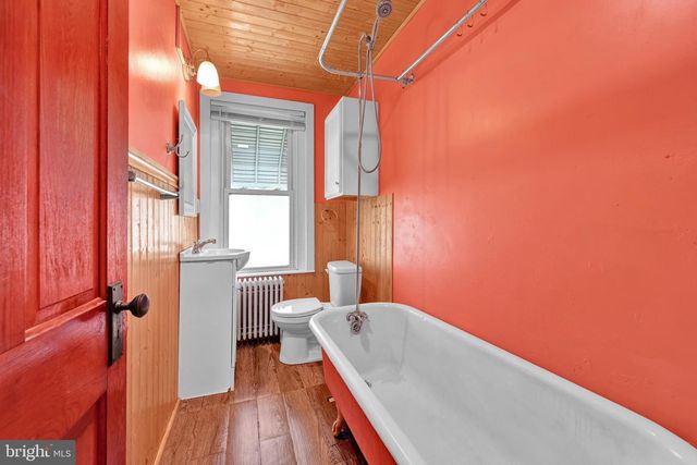 121 W WASHINGTON AVE, Myerstown, PA 17067