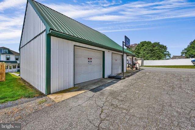 121 W WASHINGTON AVE, Myerstown, PA 17067