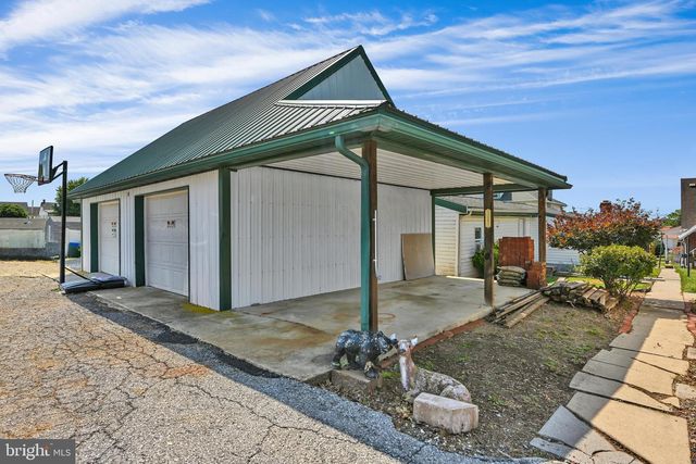 121 W WASHINGTON AVE, Myerstown, PA 17067