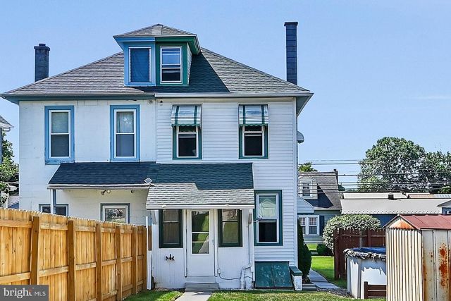 121 W WASHINGTON AVE, Myerstown, PA 17067