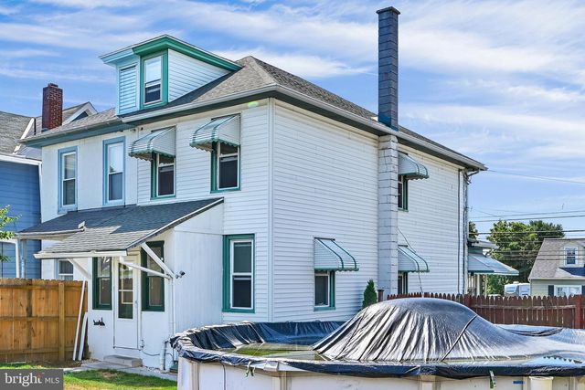 121 W WASHINGTON AVE, Myerstown, PA 17067
