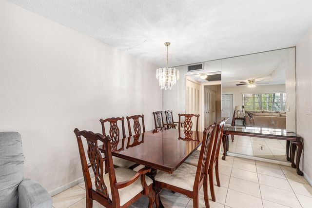 57 Canterbury, West Palm Beach, FL 33417