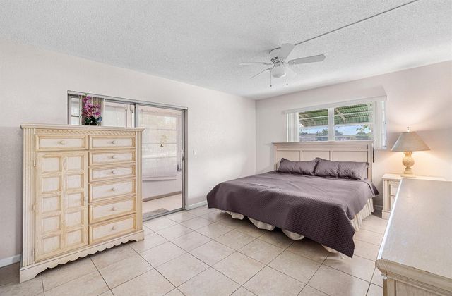 57 Canterbury, West Palm Beach, FL 33417