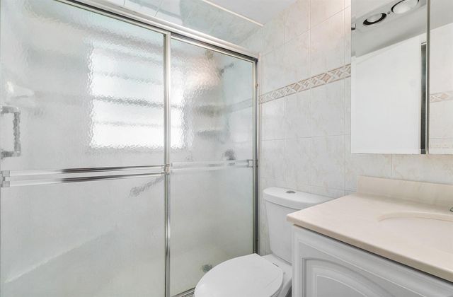 57 Canterbury, West Palm Beach, FL 33417