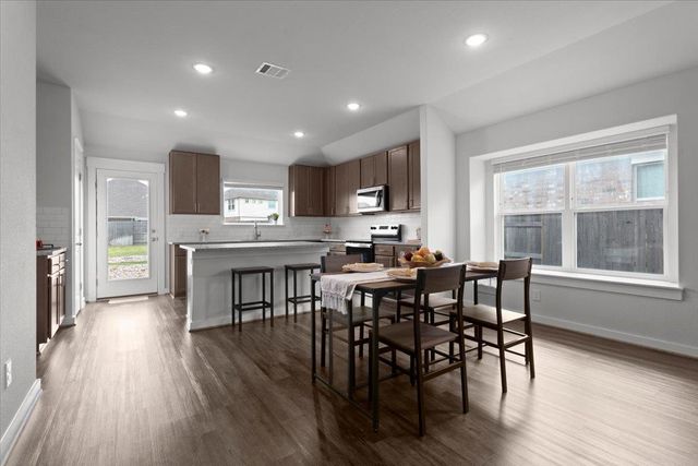 321 Buffalo View LN, Georgetown, TX 78628