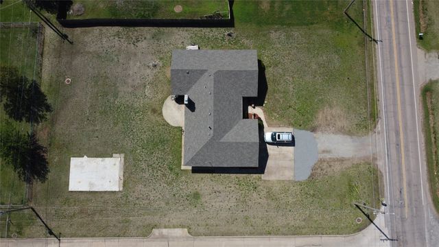 1523 N Jardot Road, Stillwater, OK 74075