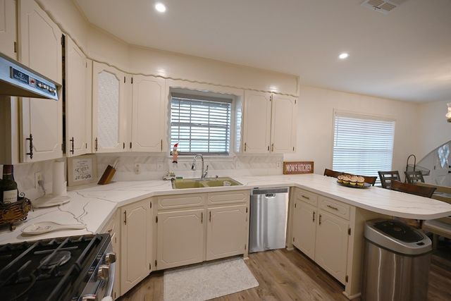 1523 N Jardot Road, Stillwater, OK 74075