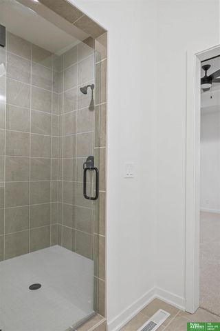 10023 Prospect Street, Papillion, NE 68046
