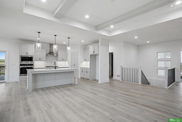 10023 Prospect Street, Papillion, NE 68046