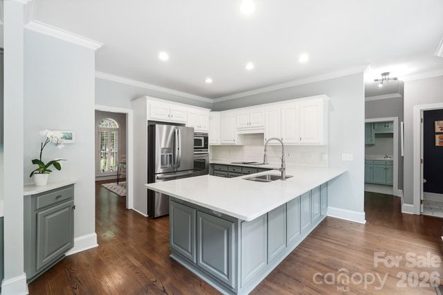 10427 Hadleigh Place, Charlotte, NC 28210