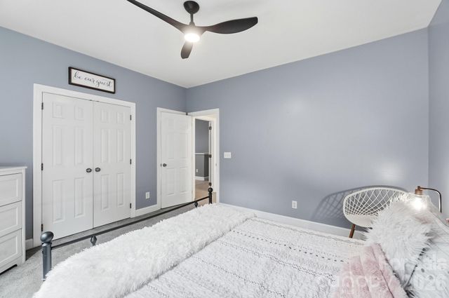 10427 Hadleigh Place, Charlotte, NC 28210