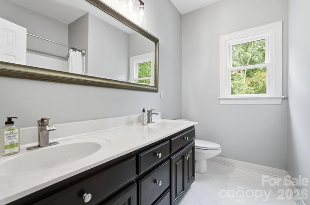10427 Hadleigh Place, Charlotte, NC 28210