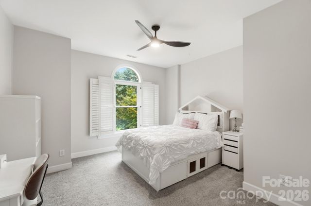 10427 Hadleigh Place, Charlotte, NC 28210
