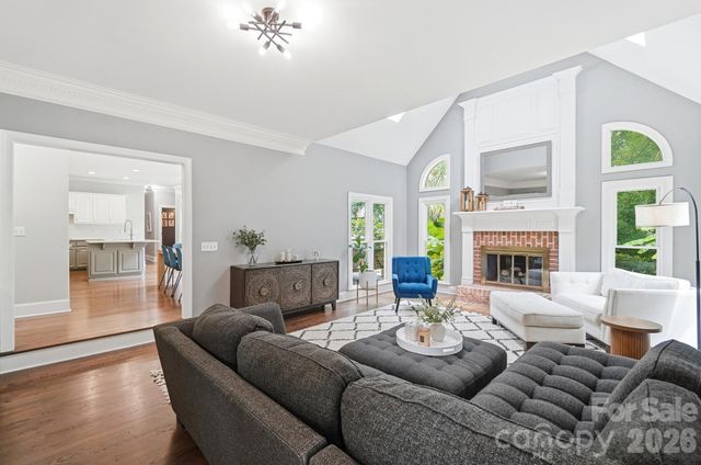 10427 Hadleigh Place, Charlotte, NC 28210