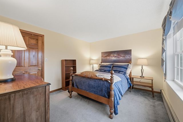 20 Stanwood Road, Salem, NH 03079