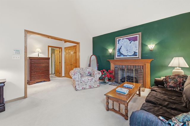 20 Stanwood Road, Salem, NH 03079