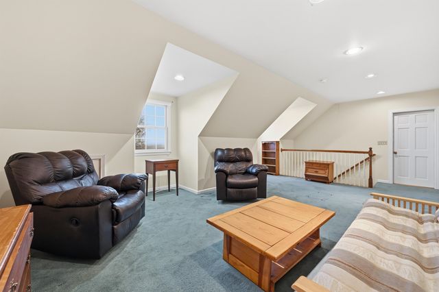 20 Stanwood Road, Salem, NH 03079