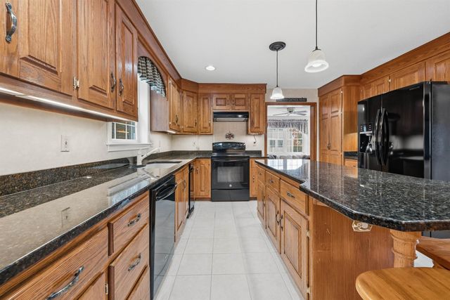 20 Stanwood Road, Salem, NH 03079