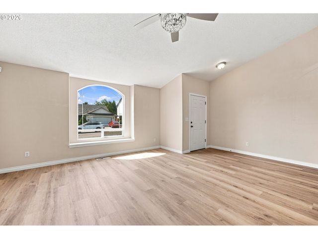2624 Ne 80TH St, Vancouver, WA 98665