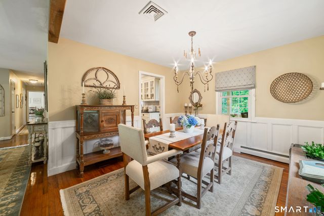 924 Roxbury Road, Southbury, CT 06488