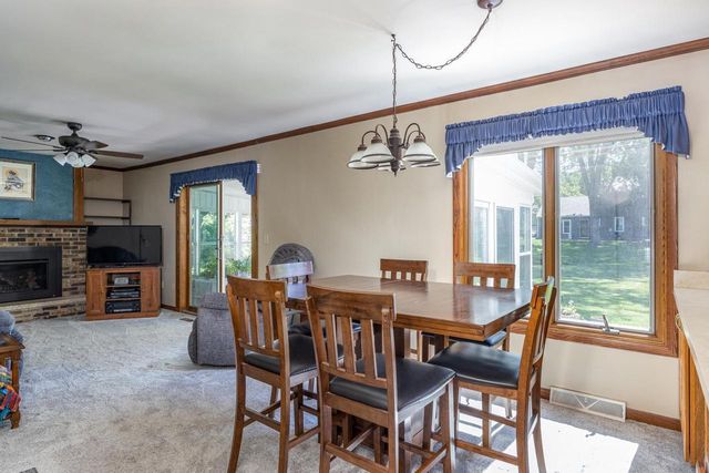 1710 ARLINGTON DRIVE, Oshkosh, WI 54904