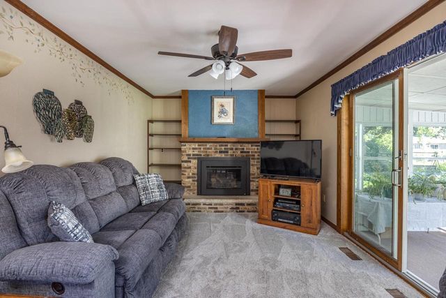 1710 ARLINGTON DRIVE, Oshkosh, WI 54904