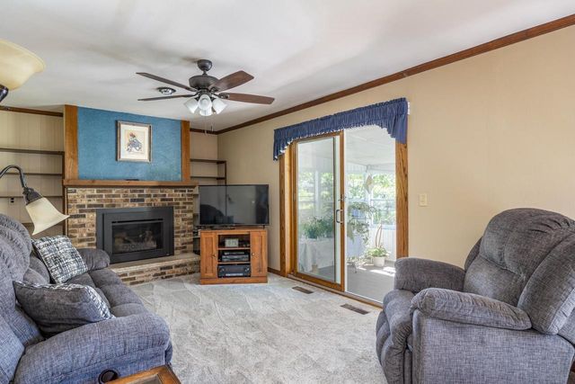 1710 ARLINGTON DRIVE, Oshkosh, WI 54904
