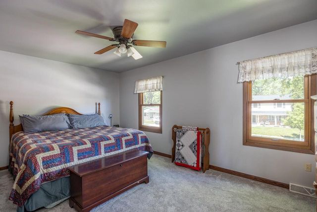 1710 ARLINGTON DRIVE, Oshkosh, WI 54904