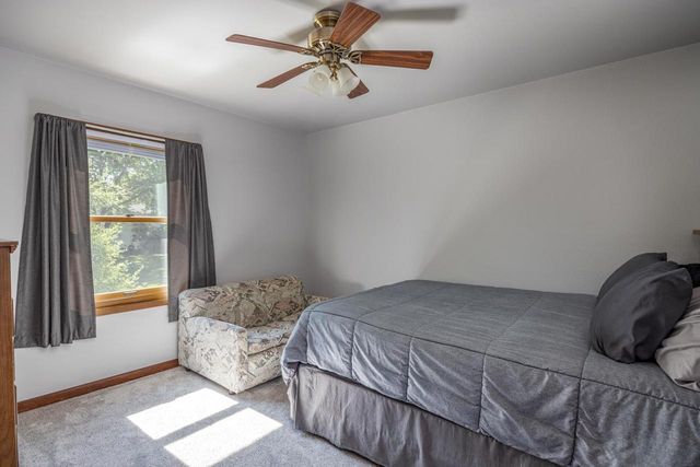 1710 ARLINGTON DRIVE, Oshkosh, WI 54904
