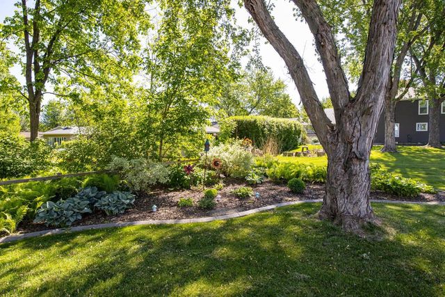 1710 ARLINGTON DRIVE, Oshkosh, WI 54904