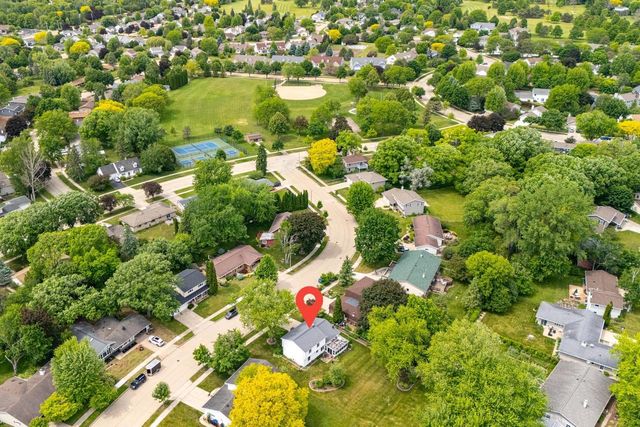 1710 ARLINGTON DRIVE, Oshkosh, WI 54904