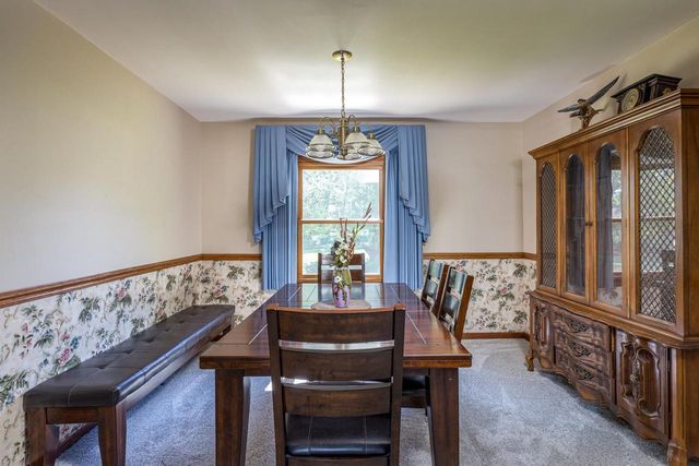 1710 ARLINGTON DRIVE, Oshkosh, WI 54904