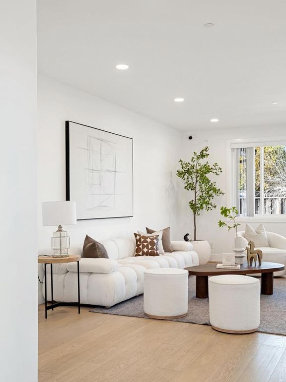 Image 10 of property listing at 10831 Johnson Avenue, Cupertino, CA 95014