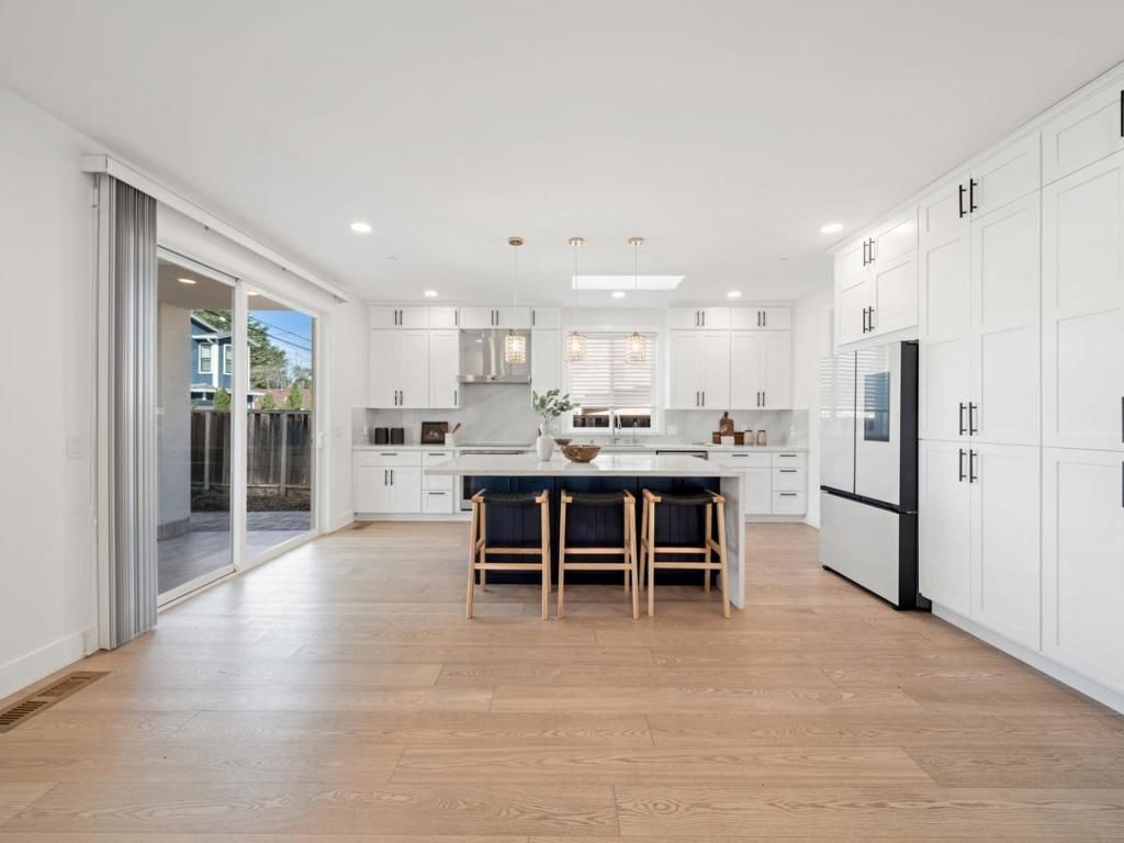 Image 13 of property listing at 10831 Johnson Avenue, Cupertino, CA 95014