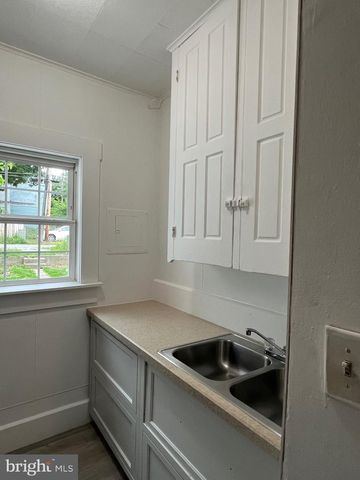 126 W JACKSON ST, York, PA 17401