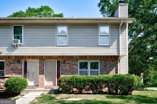 1215 WILLOW CREEK Court NW, Conyers, GA 30012