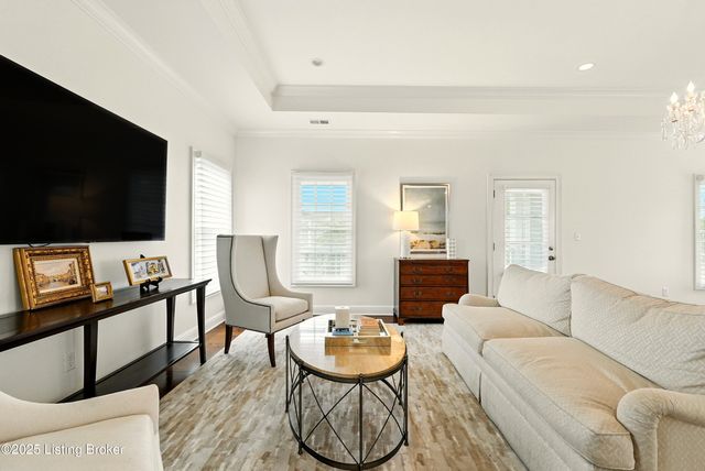 6412 Paintbrush Ln, Prospect, KY 40059