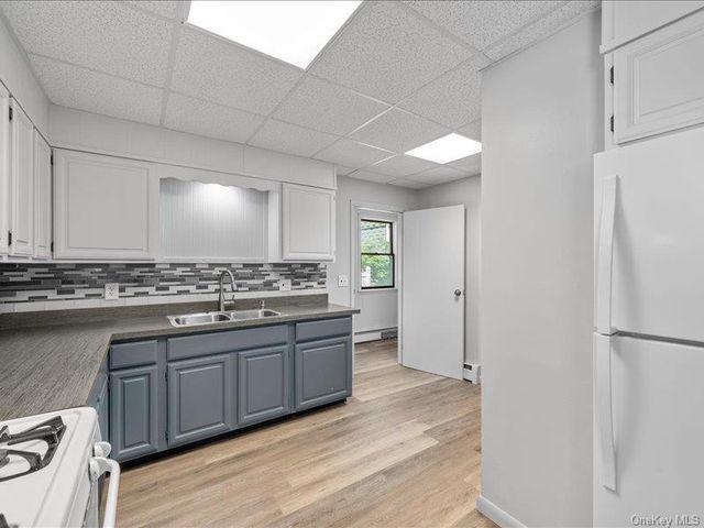 28 Van Buren Street 1, Warwick, NY 10990