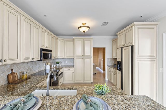 400 E BAY Street PH8, Jacksonville, FL 32202