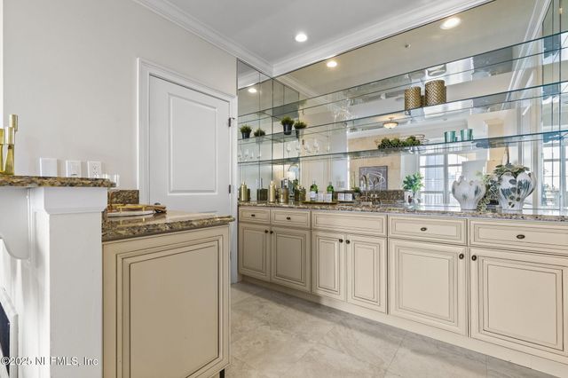 400 E BAY Street PH8, Jacksonville, FL 32202